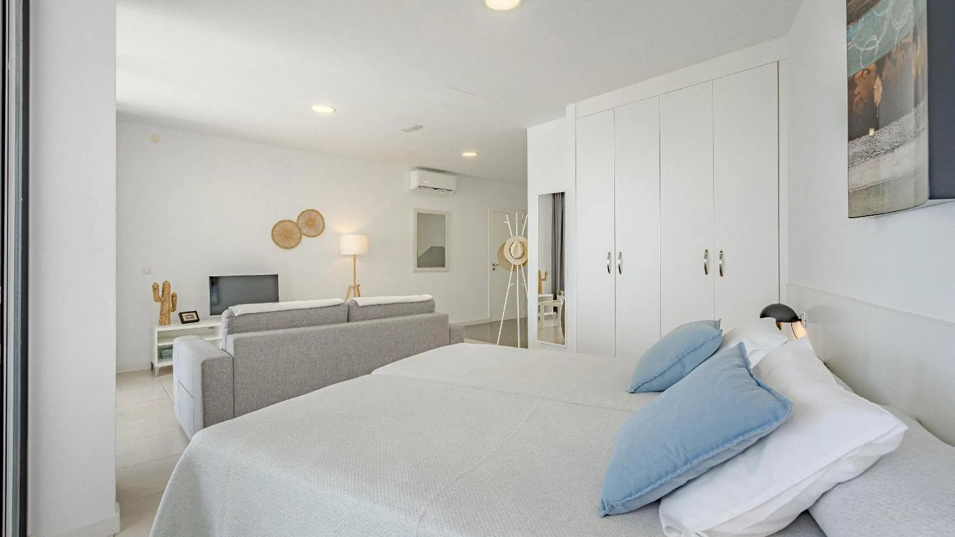 Apartment Rentonthebeach Studio Nº7 Los Cristianos  Spain